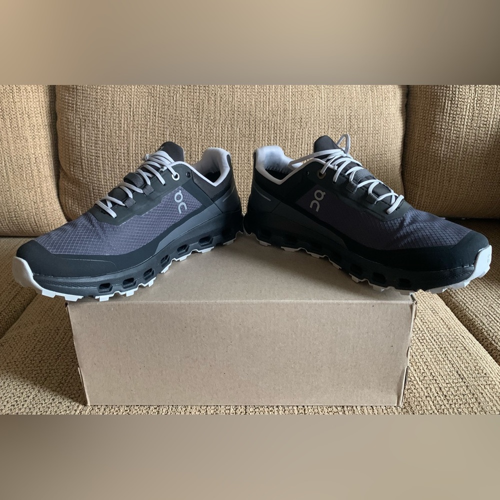 BNWT WOMENS ON Cloudvista Waterproof Shoes - SIZE US 6 - Eclipse Black Sneakers - Picture 11 of 14